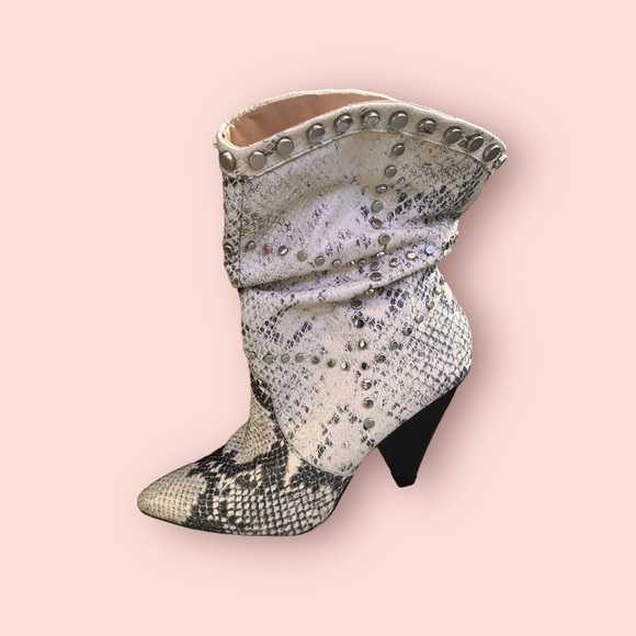 BCBGENERATION Cebina Leather Studded Slouchy Bootie Size 6.5 - Picture 5 of 10